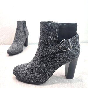 K&K High Block Heel Ankle Boots Size 6 Gray Black Old Money Dressy Buckle Bootie